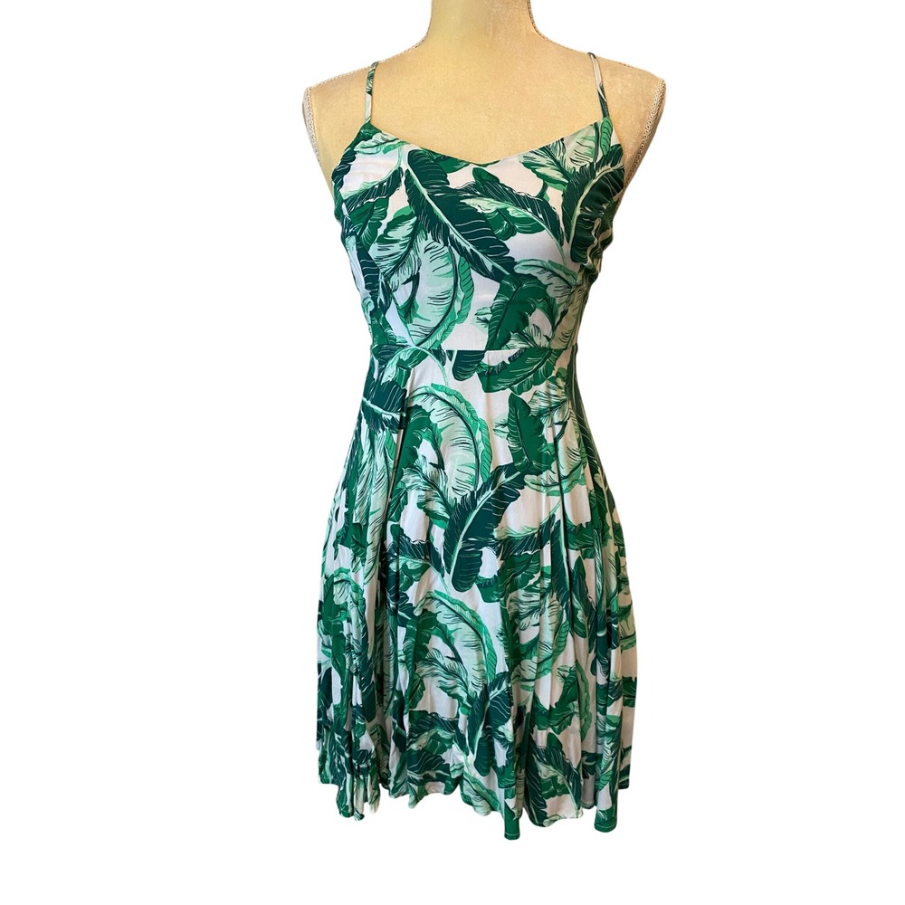 Old Navy Womens XS Green White Tropical Banana Leaf Print Fit & Flare Dress